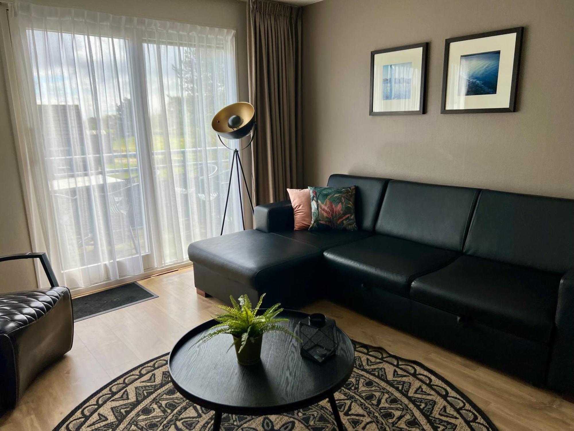 Appartement Ut & Thus, Resort Amelander Kaap Холлум Экстерьер фото