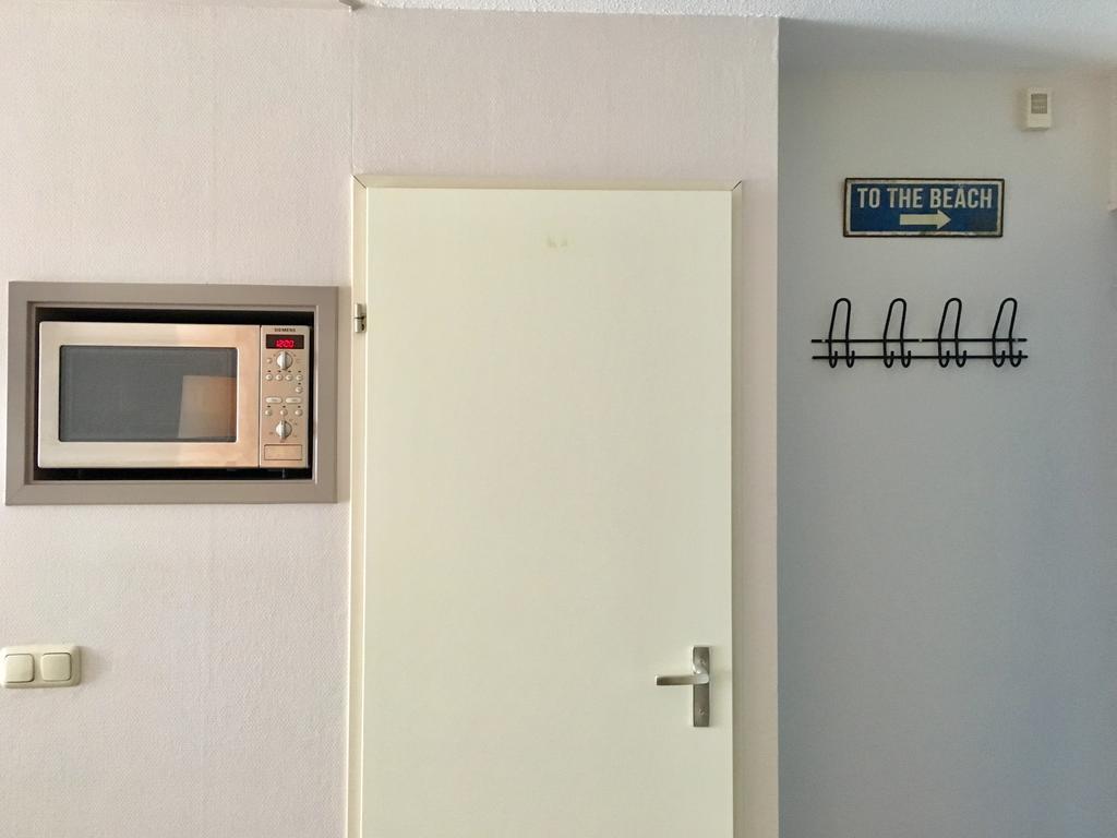 Appartement Ut & Thus, Resort Amelander Kaap Холлум Экстерьер фото